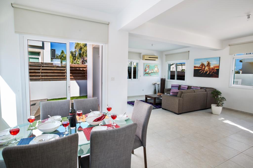 Halle Villa Protaras Room photo